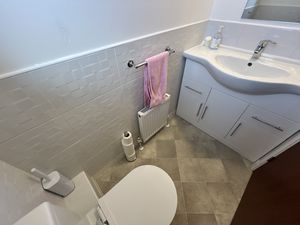 Photo 30- click for photo gallery